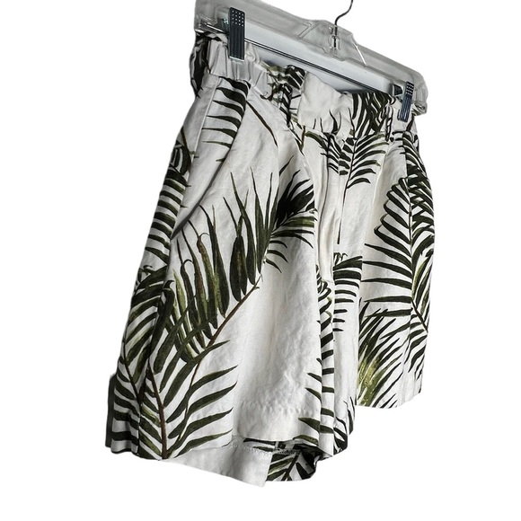 H&M Line Blend‎ Shorts with Belt - Picture 2 of 5